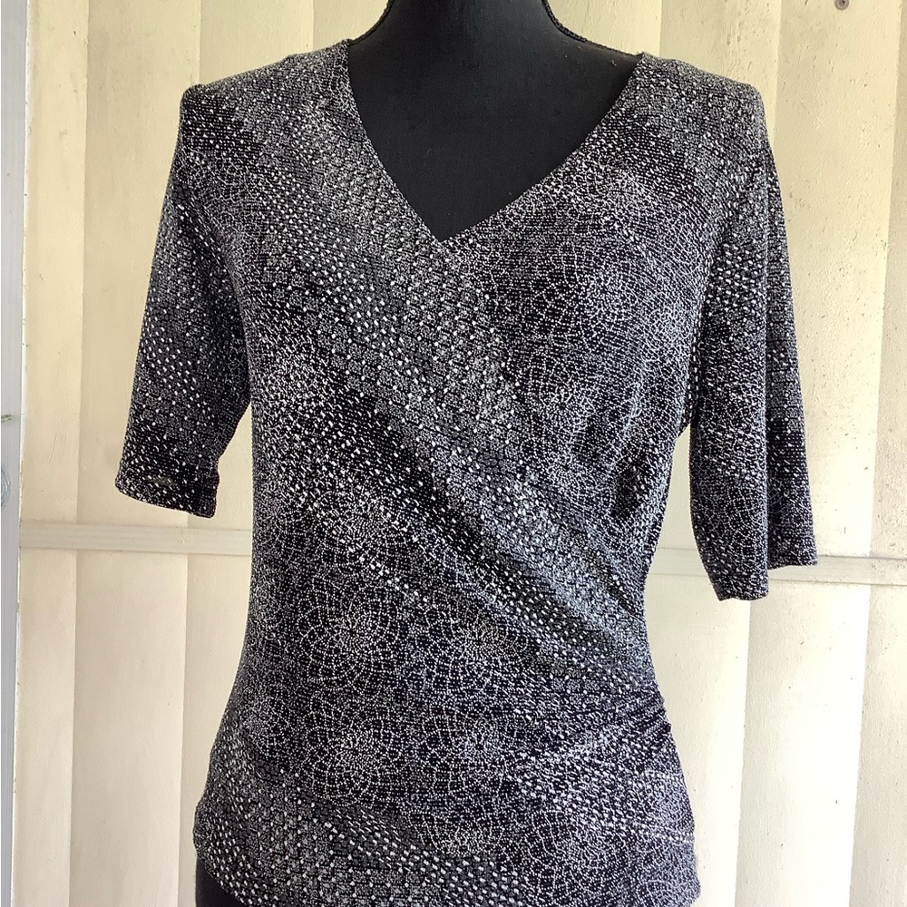 Byer California Black and White Patterned Blouse